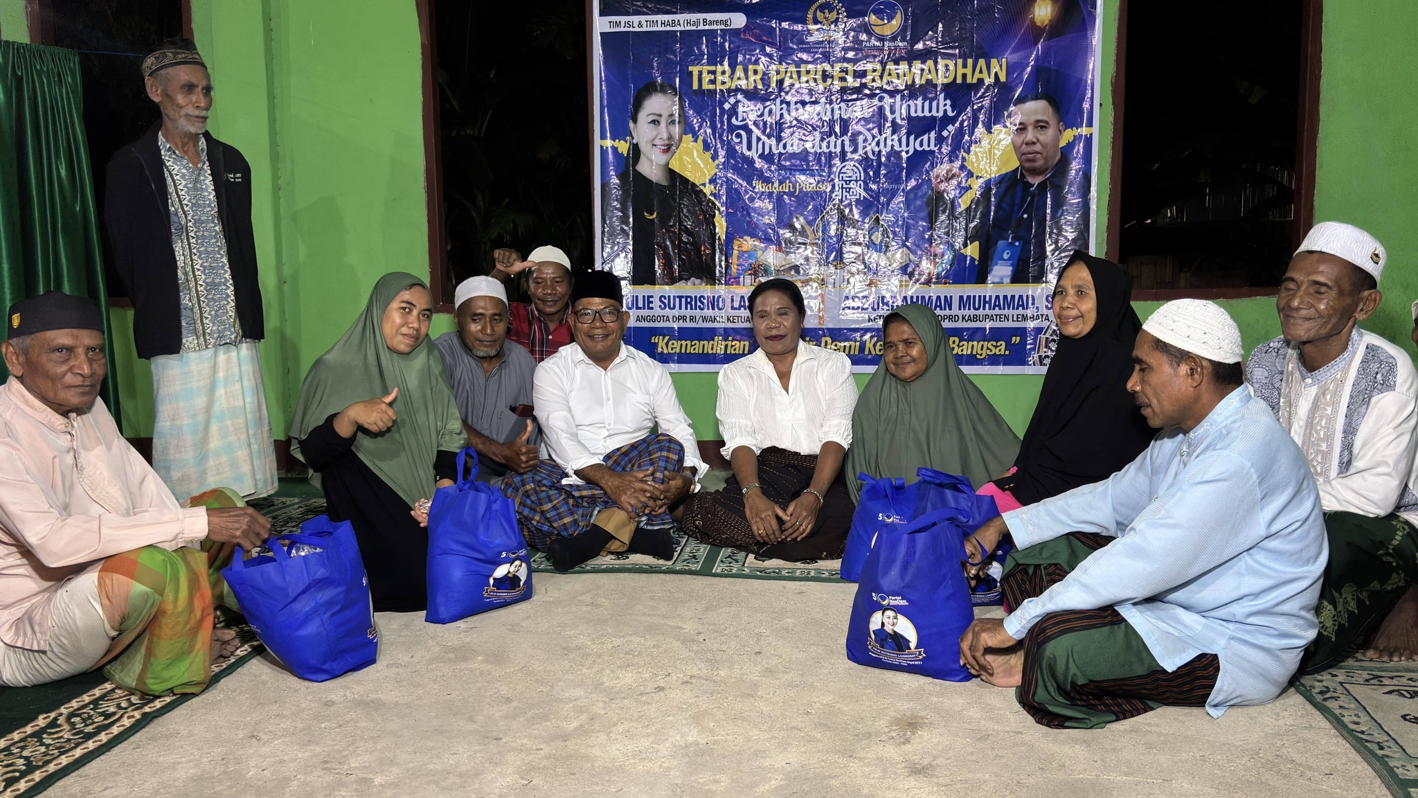 Bupati Lembata Hadiri Kegiatan Tebar Parcel Ramadhan di Desa Wailolong